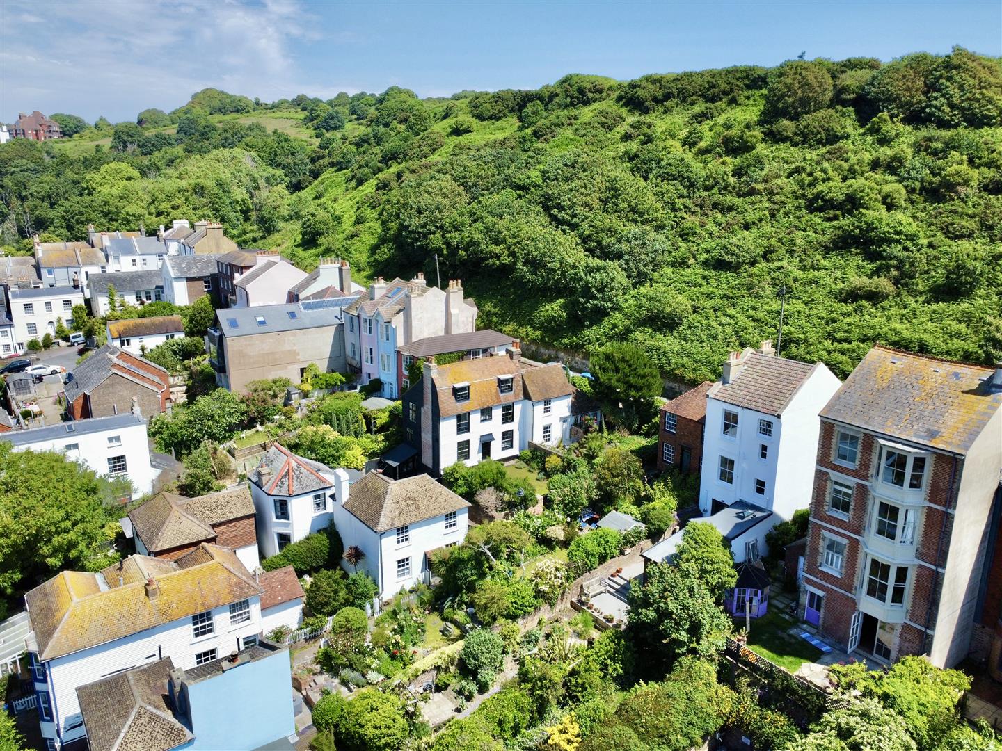 6 bed property in Woods Passage, Old Town, Hastings